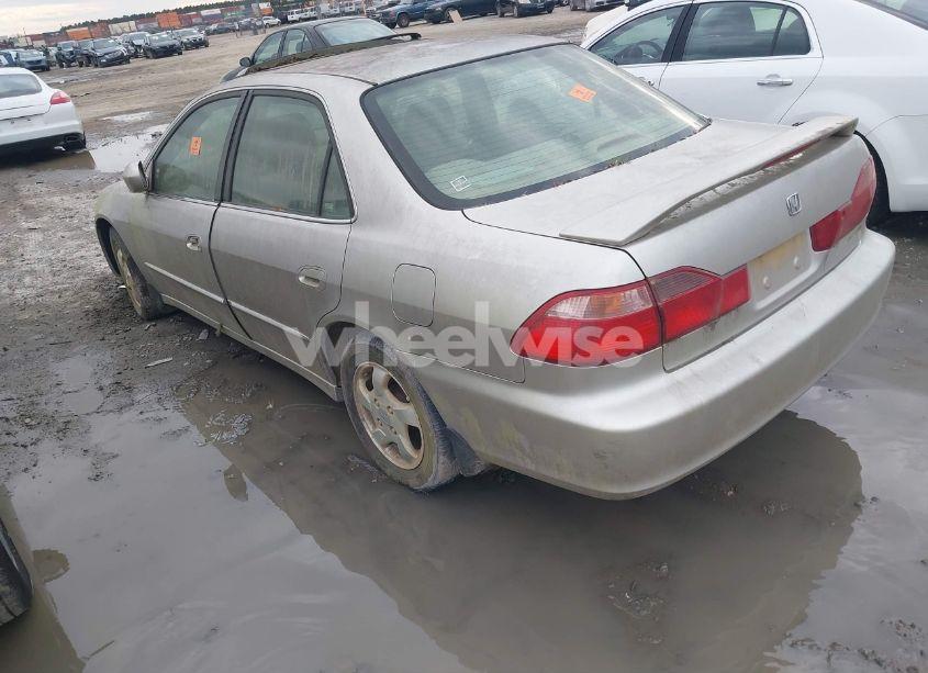 Photo 3 of 1999 Honda Accord EX (VIN JHMCG5557XC025561)