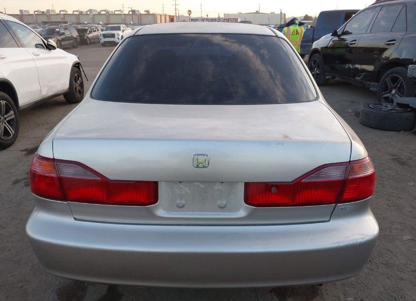 Photo 16 of 1999 Honda Accord EX (VIN JHMCG555XXC043875)