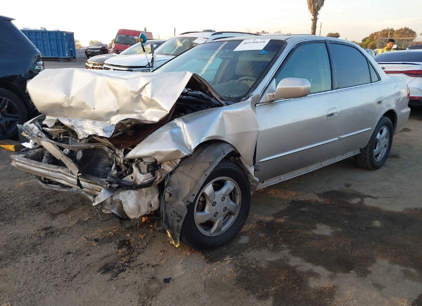 Photo 2 of 1999 Honda Accord EX (VIN JHMCG555XXC043875)