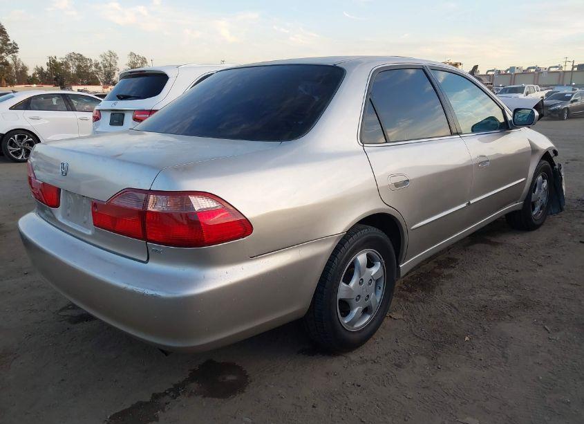 Photo 4 of 1999 Honda Accord EX (VIN JHMCG555XXC043875)