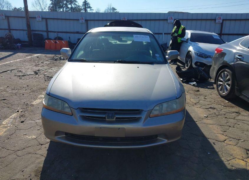 Photo 12 of 1999 Honda Accord LX (VIN JHMCG5640XC004654)