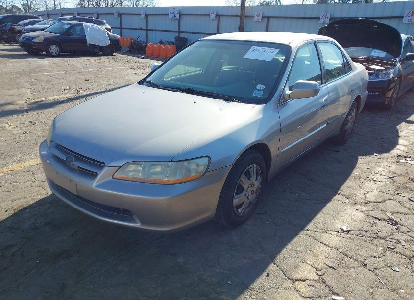 Photo 2 of 1999 Honda Accord LX (VIN JHMCG5640XC004654)