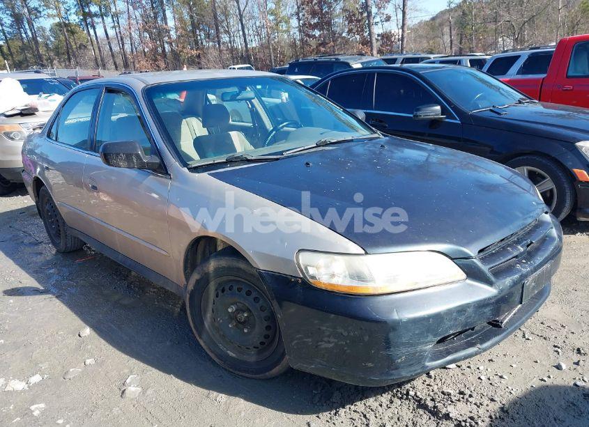 2001 Honda Accord 2.3 LX (VIN JHMCG56411C023043) main photo
