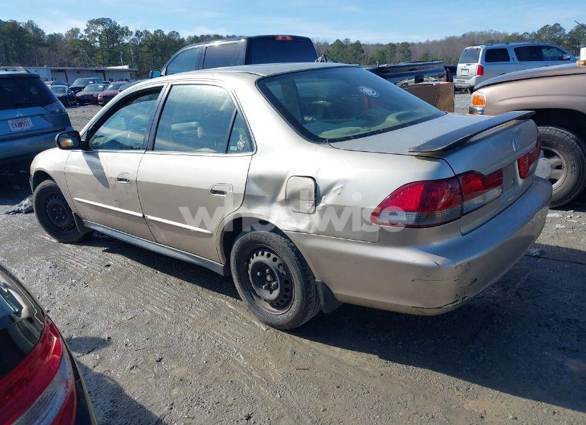 Photo 3 of 2001 Honda Accord 2.3 LX (VIN JHMCG56411C023043)