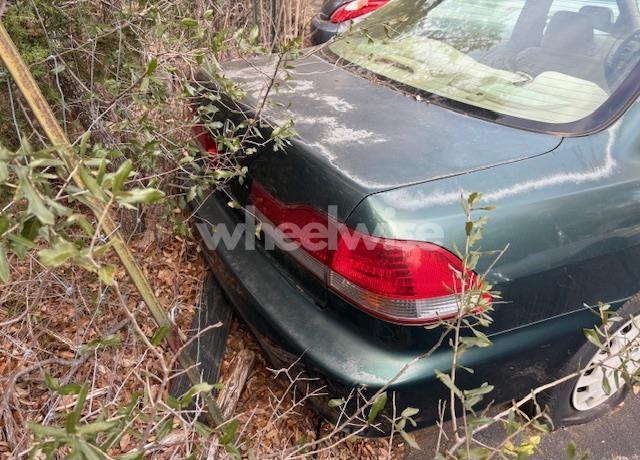 Photo 4 of 2002 Honda Accord 2.3 LX (VIN JHMCG56412C016093)