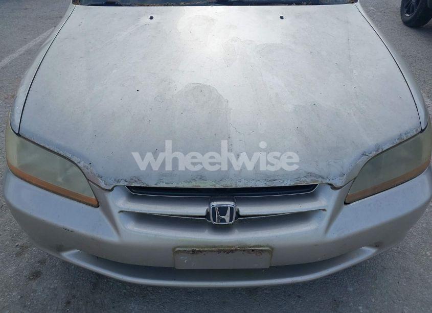 Photo 6 of 1999 Honda Accord LX (VIN JHMCG5642XC003361)