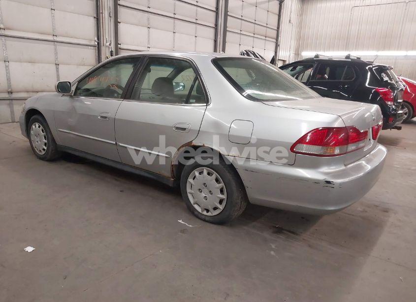 Photo 3 of 2002 Honda Accord 2.3 LX (VIN JHMCG56432C029220)