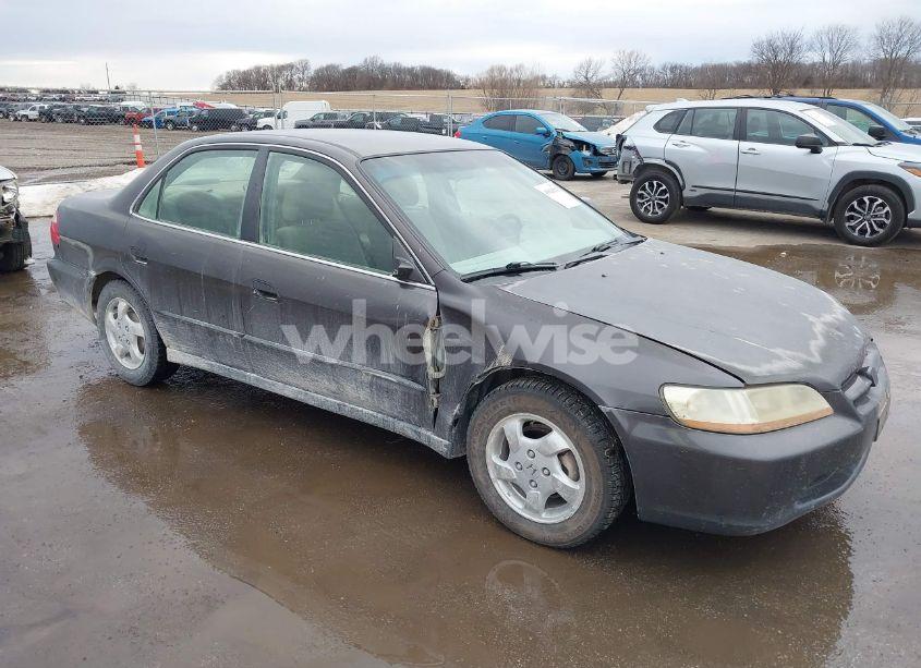 Photo 12 of 1999 Honda Accord LX (VIN JHMCG5643XC021870)