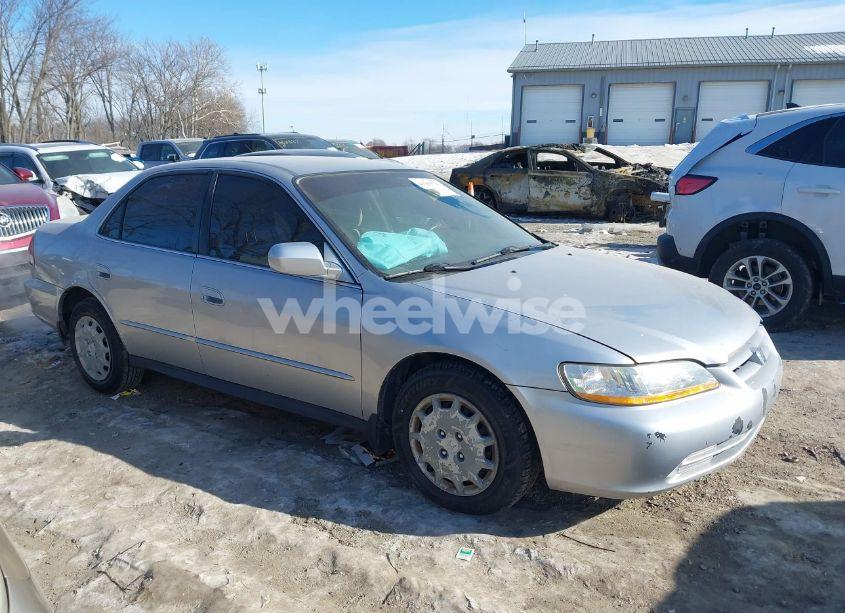 2002 Honda Accord 2.3 LX (VIN JHMCG56442C016346) main photo