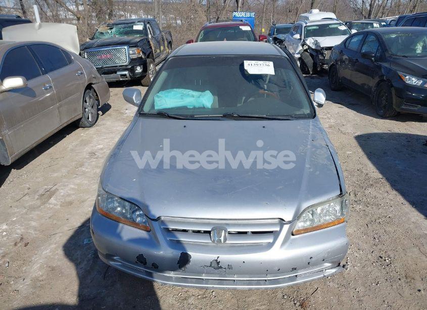 Photo 12 of 2002 Honda Accord 2.3 LX (VIN JHMCG56442C016346)