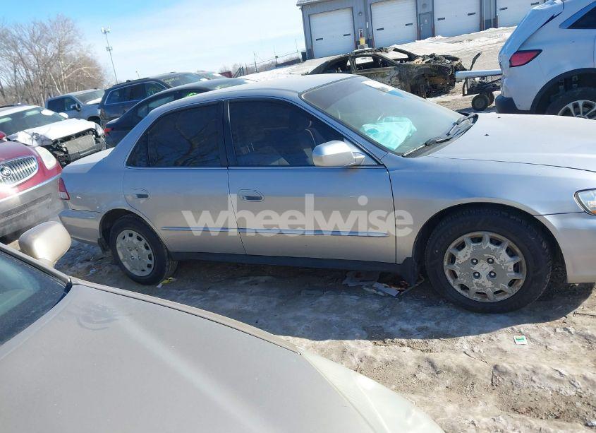 Photo 13 of 2002 Honda Accord 2.3 LX (VIN JHMCG56442C016346)