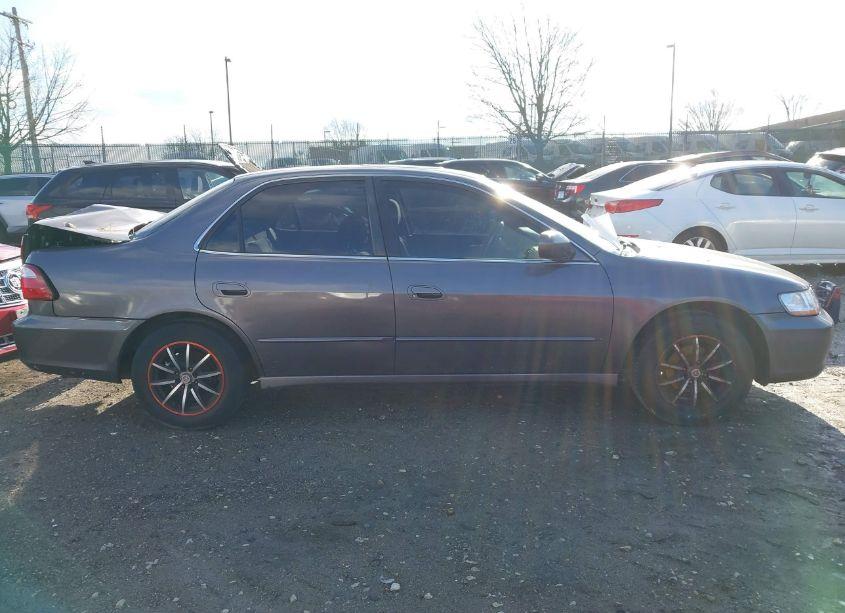 Photo 12 of 1999 Honda Accord LX (VIN JHMCG5644XC003989)