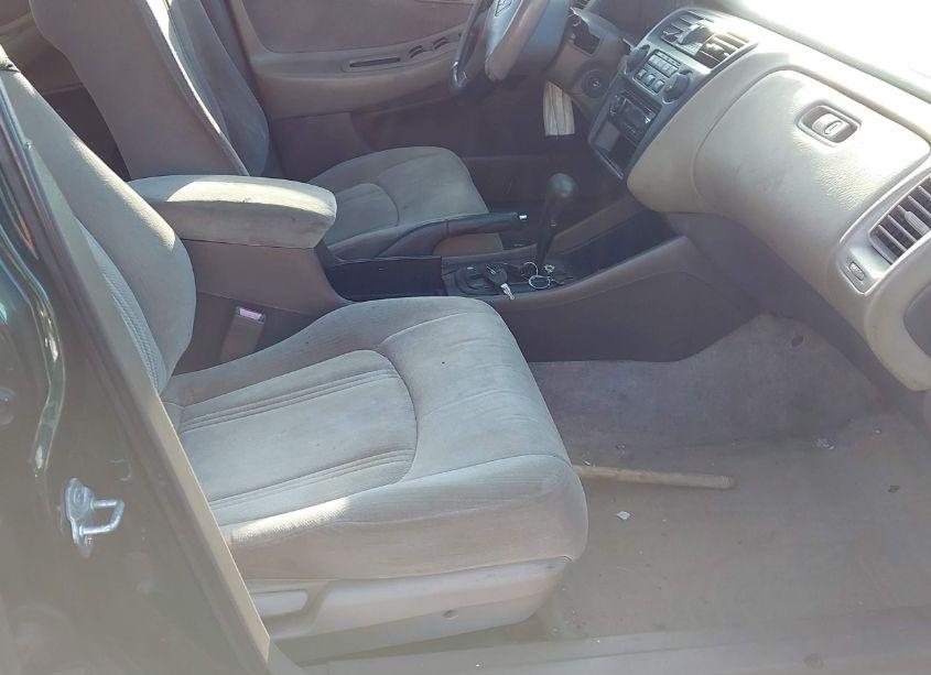 Photo 5 of 1999 Honda Accord LX (VIN JHMCG5644XC003989)