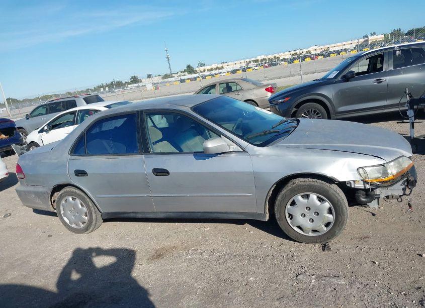 Photo 14 of 2002 Honda Accord 2.3 LX (VIN JHMCG56452C020678)