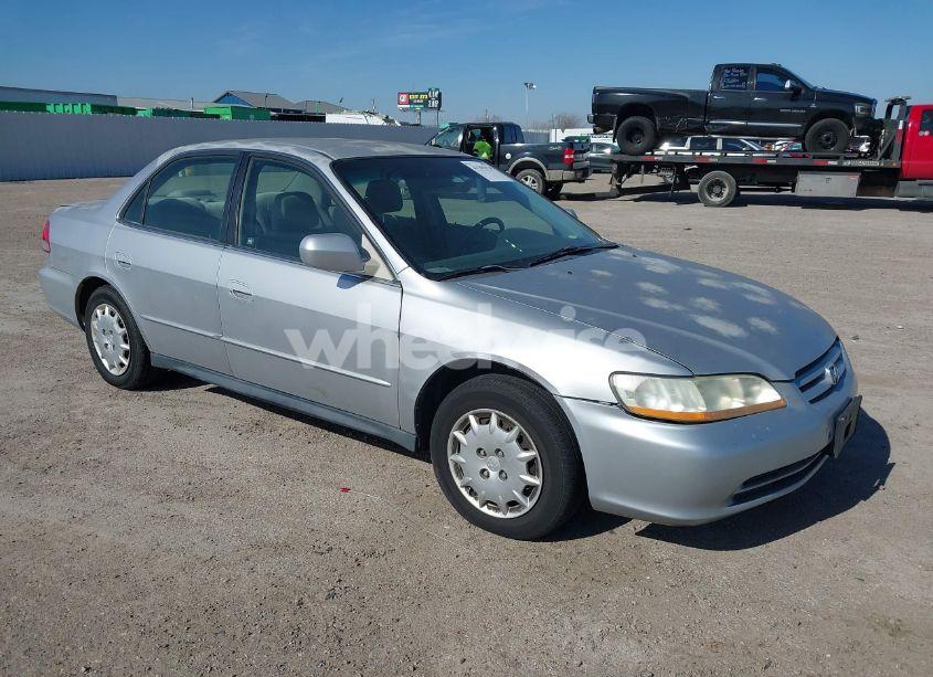 2001 Honda Accord 2.3 LX (VIN JHMCG56461C015116) main photo