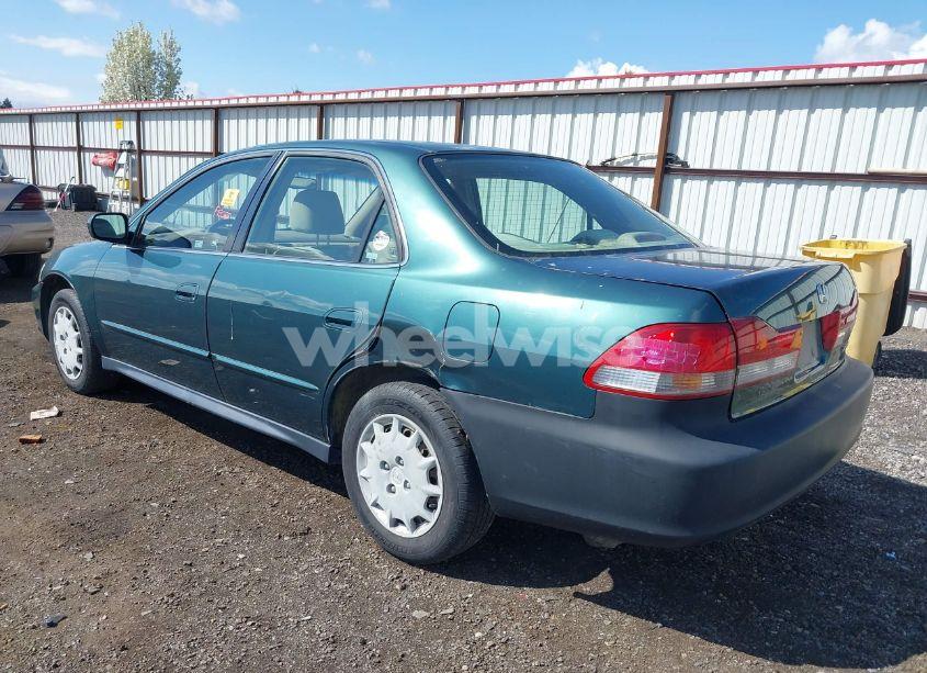 Photo 3 of 2002 Honda Accord 2.3 LX (VIN JHMCG56462C030457)