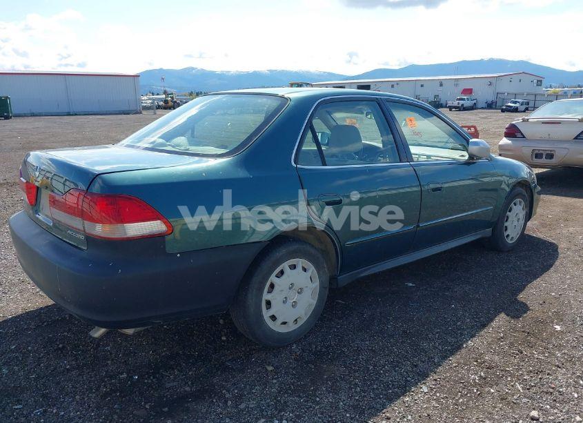 Photo 4 of 2002 Honda Accord 2.3 LX (VIN JHMCG56462C030457)