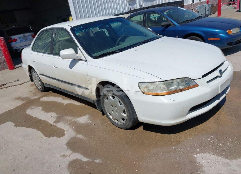 1999 Honda Accord LX (VIN JHMCG5646XC004545) main photo
