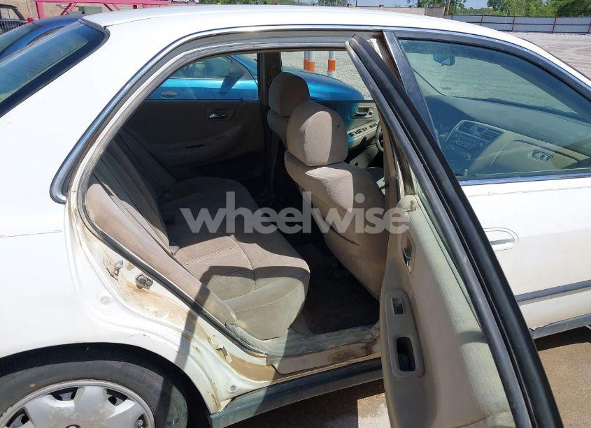 Photo 8 of 1999 Honda Accord LX (VIN JHMCG5646XC004545)