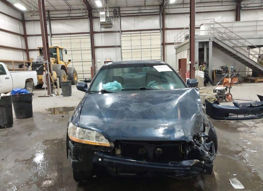 Photo 13 of 2000 Honda Accord 2.3 LX (VIN JHMCG5646YC018740)