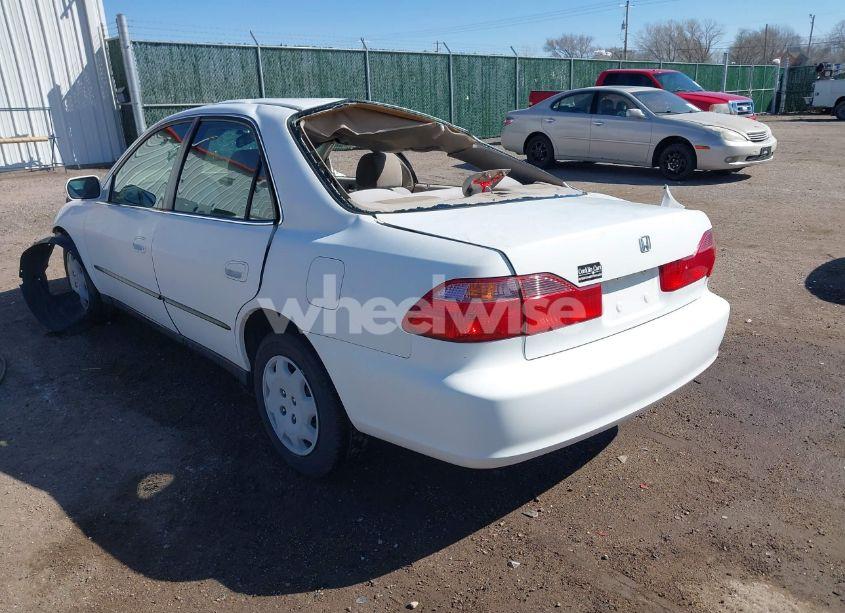 Photo 3 of 1999 Honda Accord LX (VIN JHMCG5647XC017501)