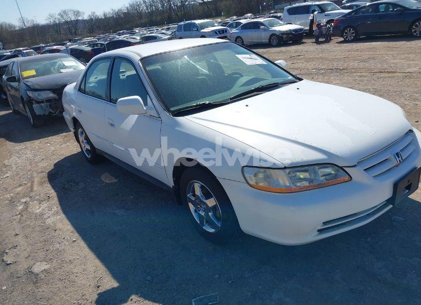 2001 Honda Accord LX (VIN JHMCG56481C003548) main photo