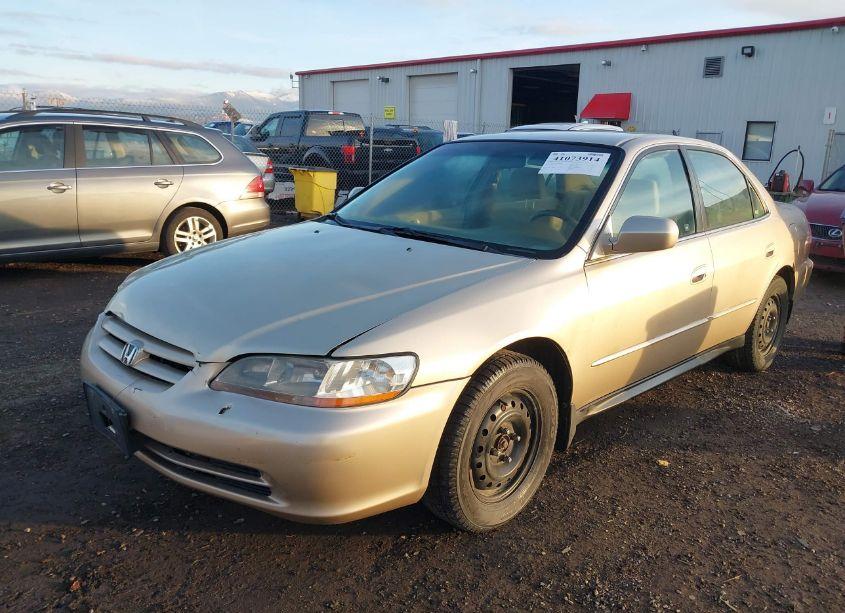 Photo 2 of 2001 Honda Accord 2.3 LX (VIN JHMCG56481C015814)