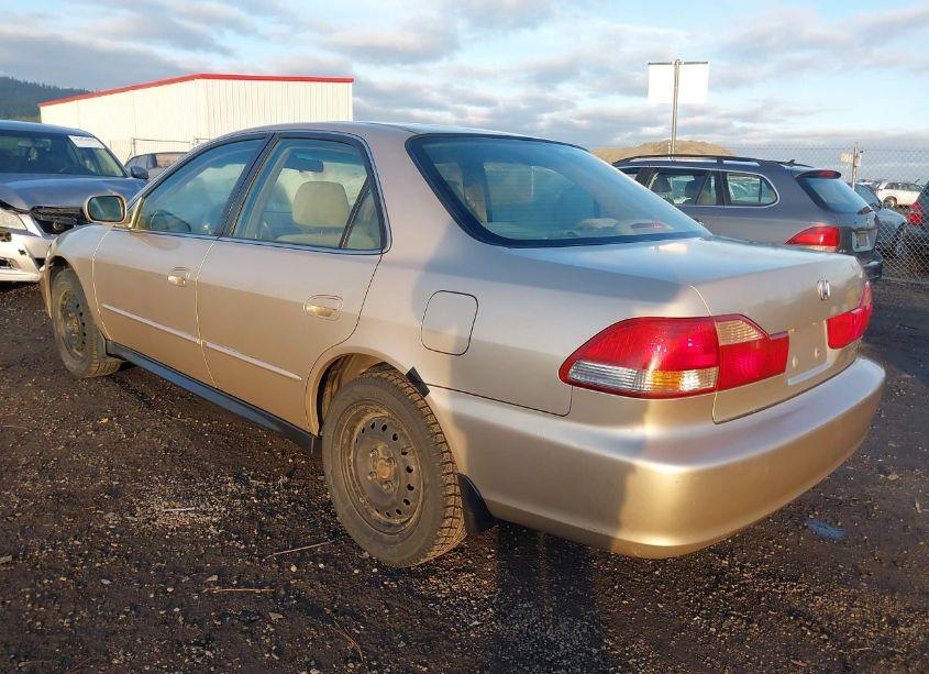 Photo 3 of 2001 Honda Accord 2.3 LX (VIN JHMCG56481C015814)