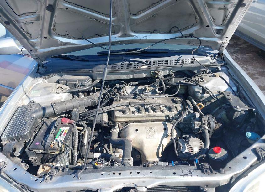 Photo 10 of 2002 Honda Accord 2.3 LX (VIN JHMCG56492C005455)