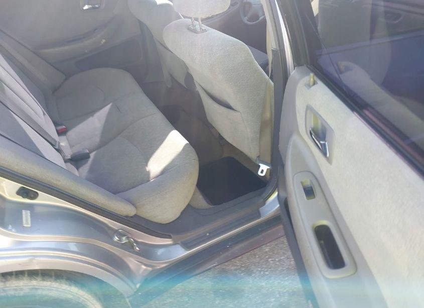 Photo 8 of 2002 Honda Accord 2.3 LX (VIN JHMCG56492C005455)