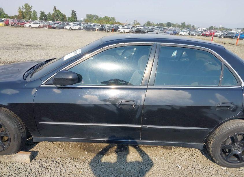 Photo 15 of 1999 Honda Accord LX (VIN JHMCG5649XC016270)