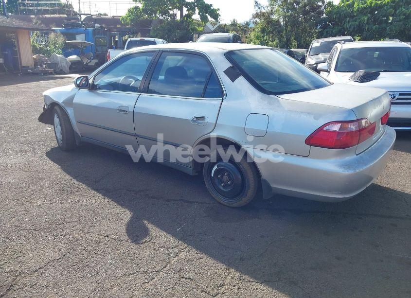 Photo 3 of 1999 Honda Accord LX (VIN JHMCG5649XC040004)