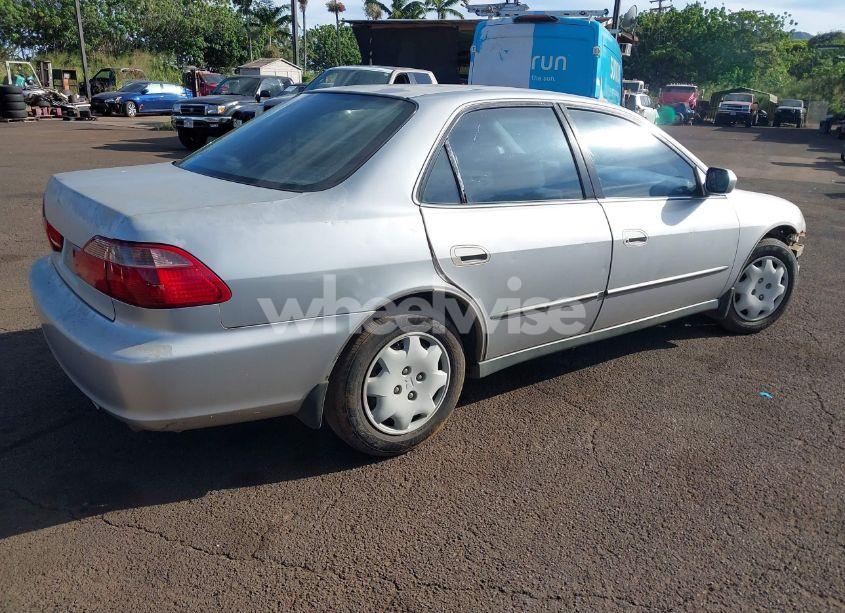 Photo 4 of 1999 Honda Accord LX (VIN JHMCG5649XC040004)