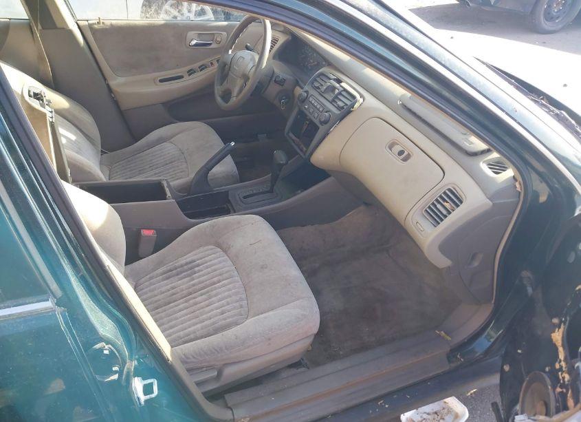 Photo 5 of 1999 Honda Accord LX (VIN JHMCG564XXC011756)