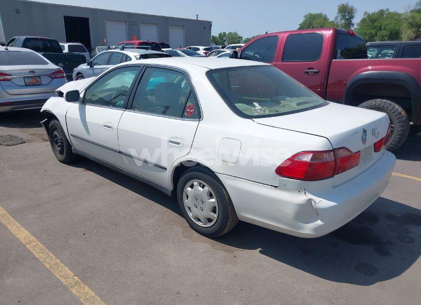 Photo 3 of 2000 Honda Accord 2.3 LX (VIN JHMCG564XYC002539)