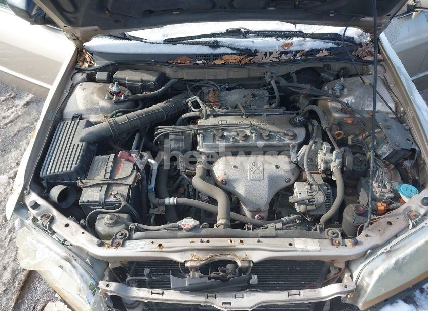 Photo 10 of 2000 Honda Accord 2.3 EX (VIN JHMCG5658YC032941)