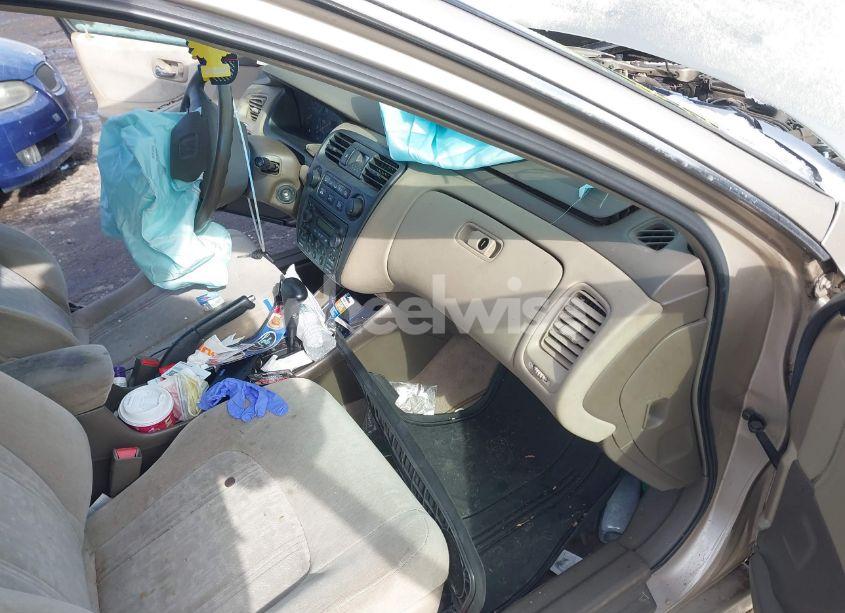 Photo 5 of 2000 Honda Accord 2.3 EX (VIN JHMCG5658YC032941)