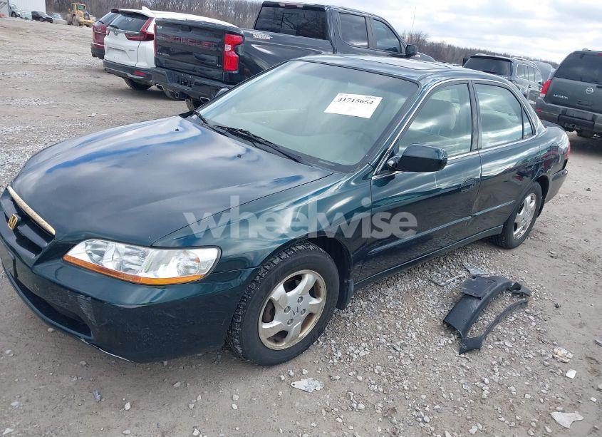 Photo 2 of 2000 Honda Accord 2.3 EX (VIN JHMCG5659YC001925)