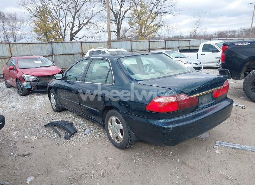 Photo 3 of 2000 Honda Accord 2.3 EX (VIN JHMCG5659YC001925)