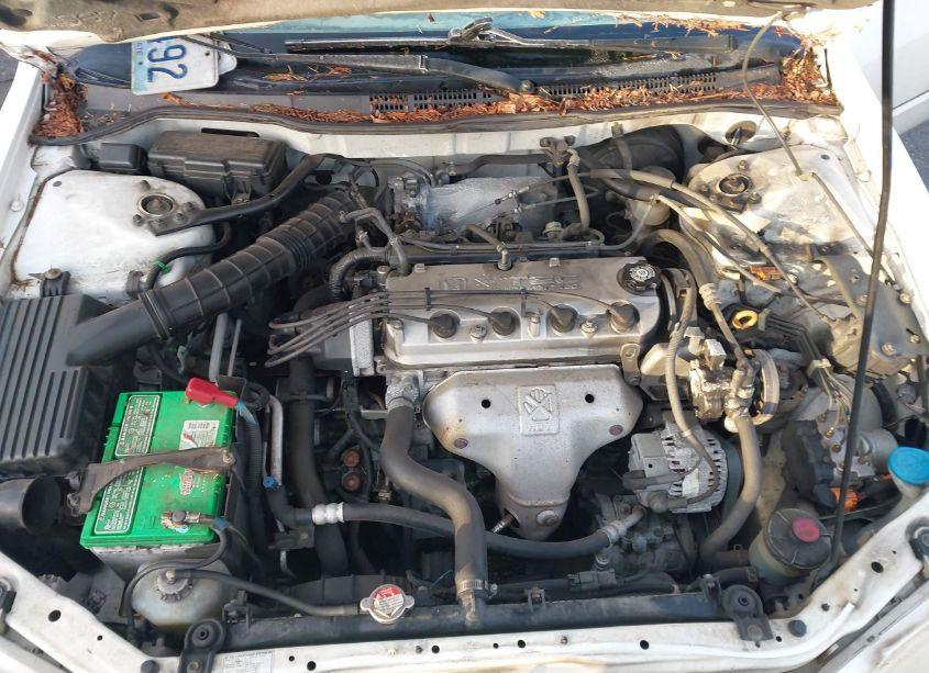 Photo 10 of 2000 Honda Accord 2.3 EX (VIN JHMCG5660YC029721)