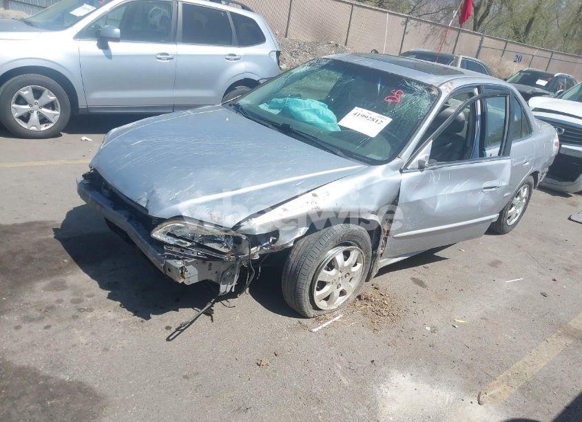 Photo 2 of 2002 Honda Accord 2.3 EX (VIN JHMCG56612C026303)