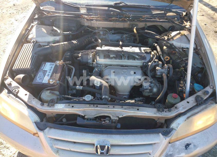 Photo 10 of 2001 Honda Accord 2.3 EX (VIN JHMCG56621C006060)