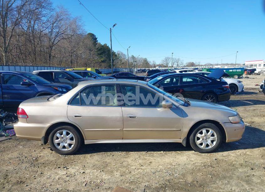 Photo 13 of 2001 Honda Accord 2.3 EX (VIN JHMCG56621C006060)
