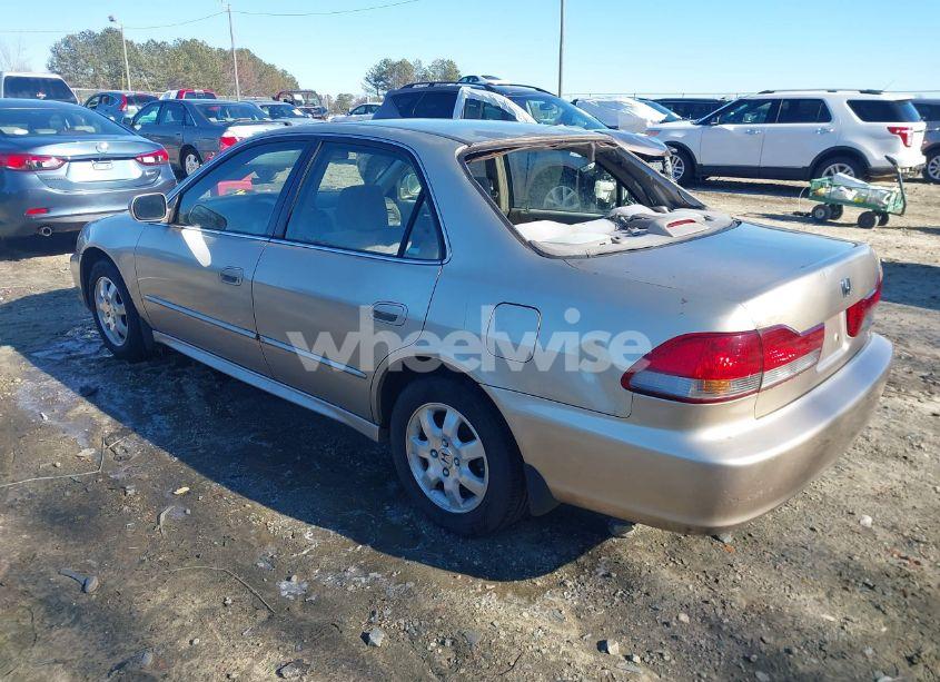 Photo 3 of 2001 Honda Accord 2.3 EX (VIN JHMCG56621C006060)