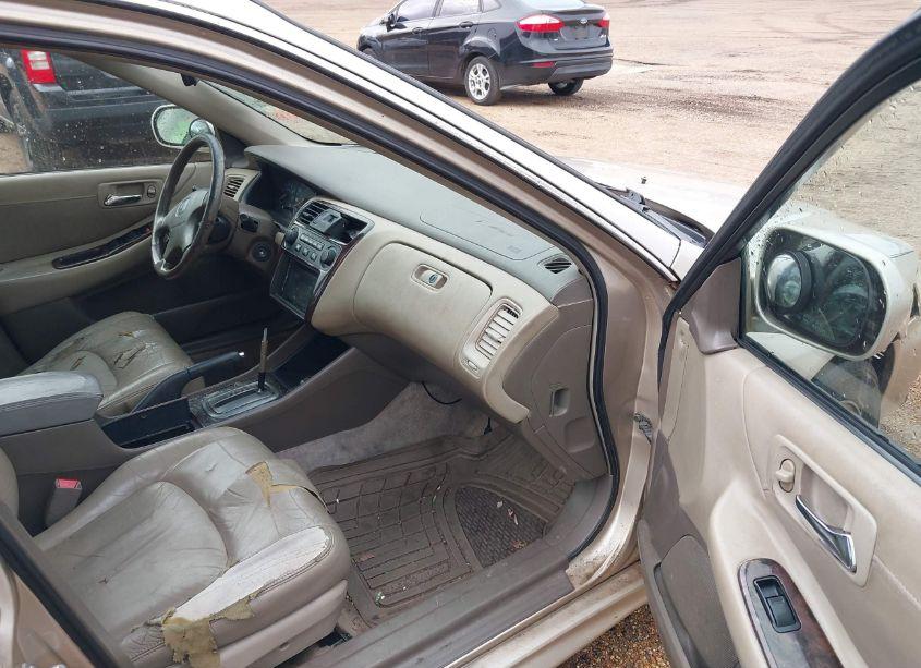 Photo 5 of 2001 Honda Accord 2.3 EX (VIN JHMCG56631C007881)