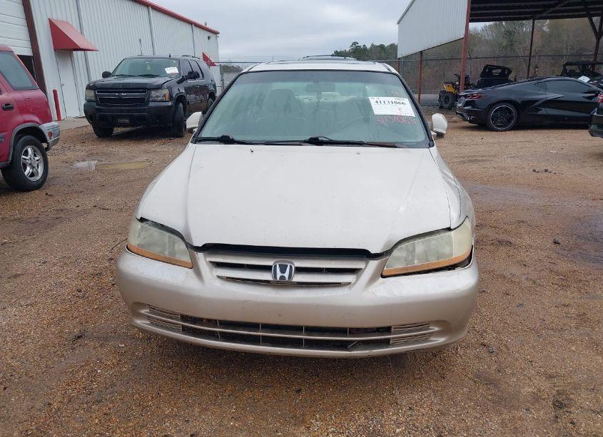 Photo 6 of 2001 Honda Accord 2.3 EX (VIN JHMCG56631C007881)
