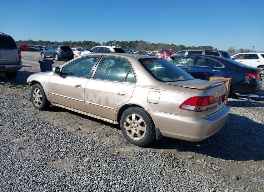 Photo 3 of 2001 Honda Accord 2.3 EX (VIN JHMCG56651C005582)