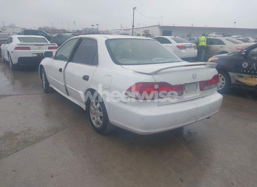 Photo 3 of 2001 Honda Accord 2.3 EX (VIN JHMCG56651C007252)