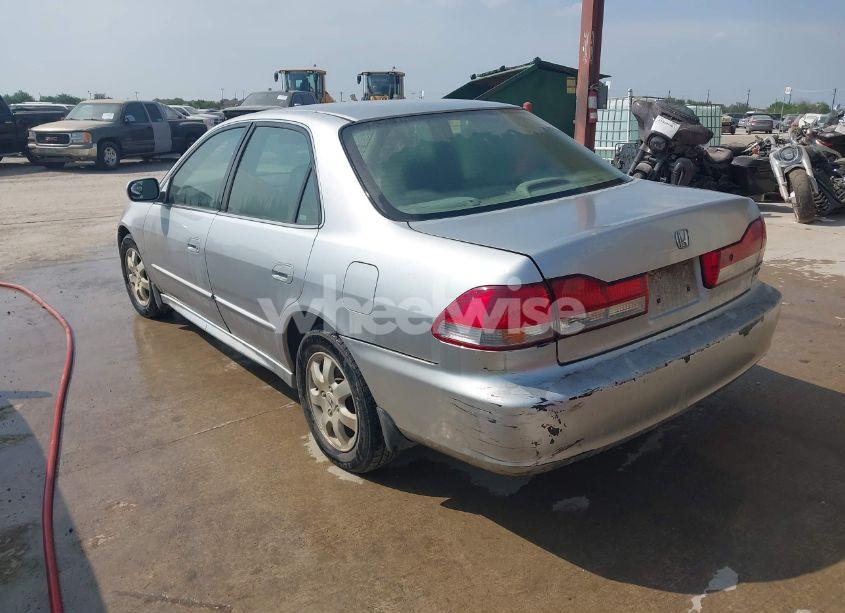 Photo 3 of 2001 Honda Accord 2.3 EX (VIN JHMCG56661C014226)