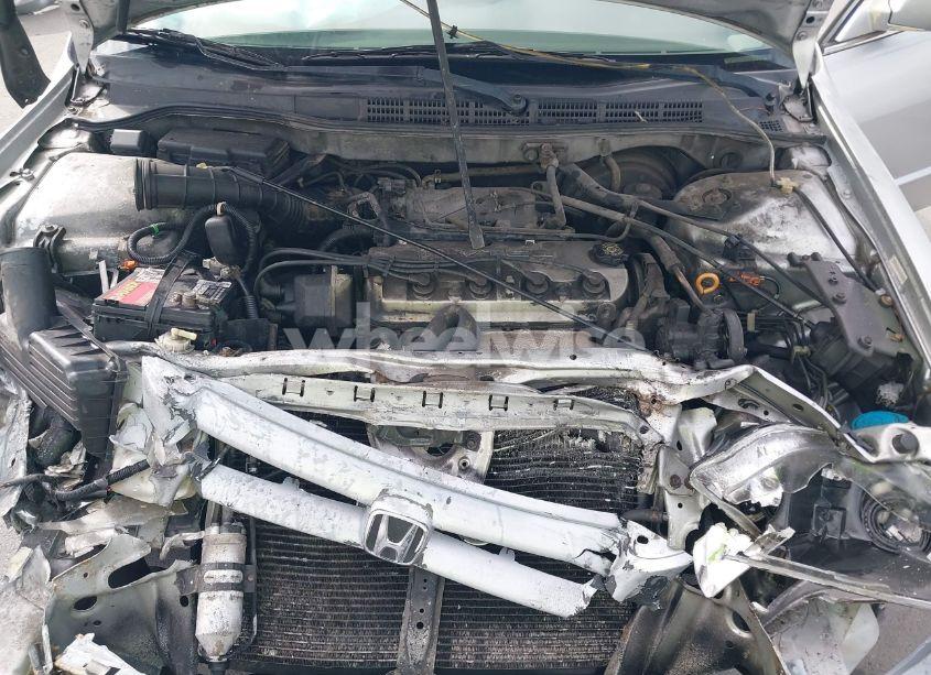 Photo 10 of 2001 Honda Accord 2.3 EX (VIN JHMCG56671C010203)